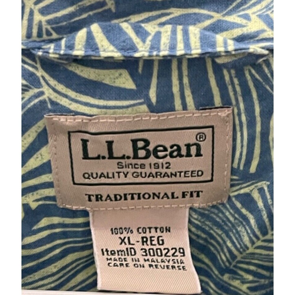 LL Bean Shirt Mens XL  Blue Traditional Fit Tropical Hawaiian Cotton Button Up - Picture 4 of 4